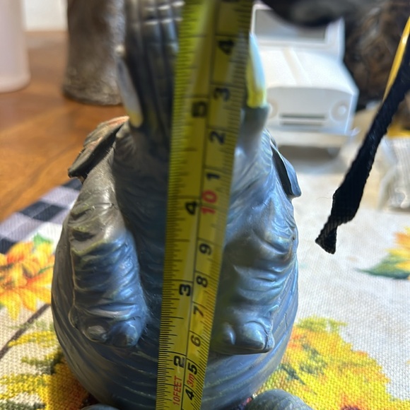 Elephant Shelf sculpture - Picture 2 of 9